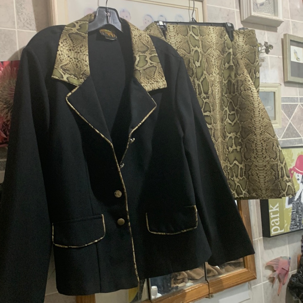 Invasion suit